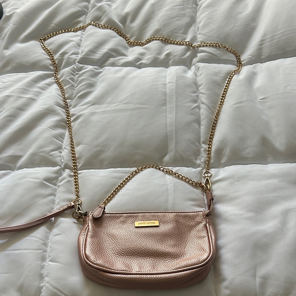 Elegant Michael Kors Rose Gold Crossbody Bag